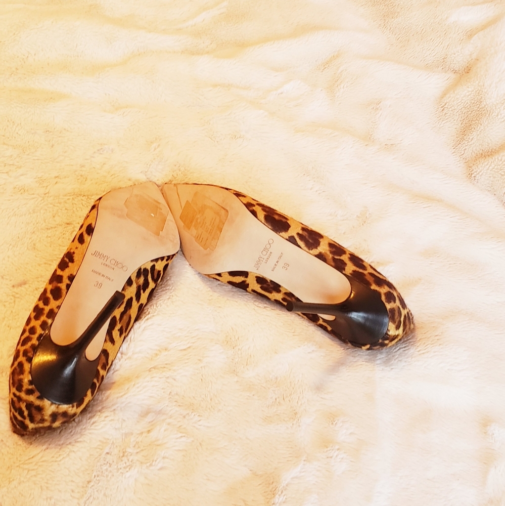 Jimmy Choo Leopard Print Pointed Toe Heels - Picture 2 of 6